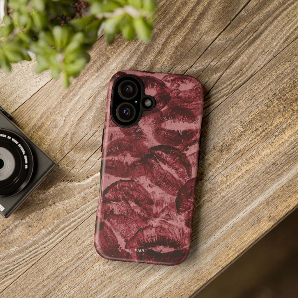Kiss Print Phone Case – Burgundy Lip Pattern Protective Phone Cover