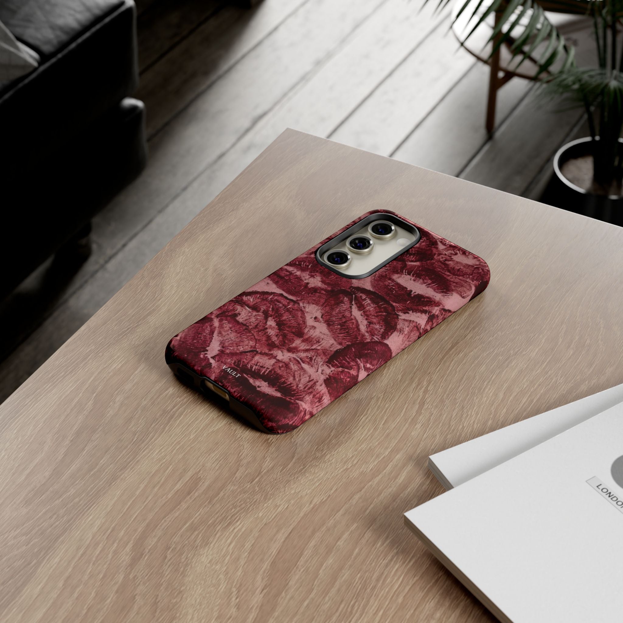 Kiss Print Phone Case – Burgundy Lip Pattern Protective Phone Cover